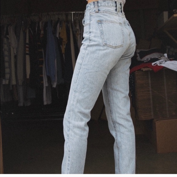 jane light wash jeans brandy melville